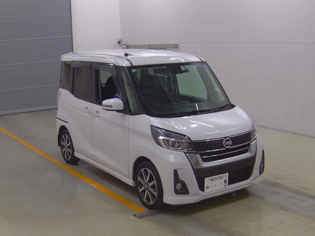 Nissan Dayz Roox B21A 2019